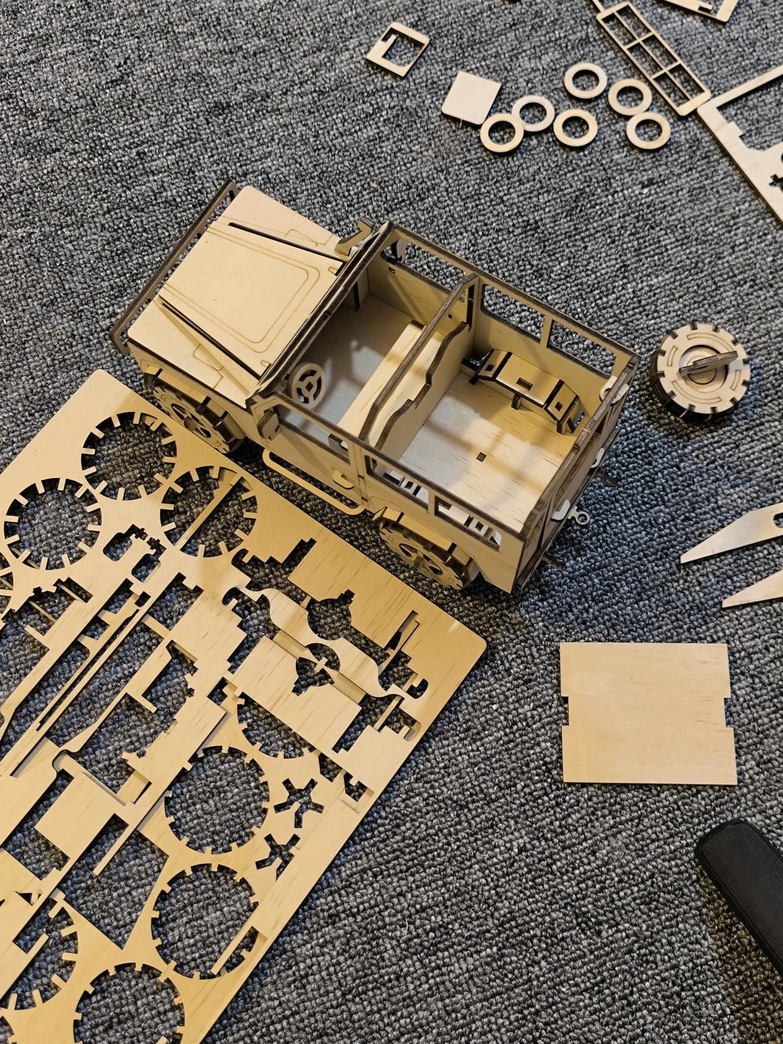 Mô Hình Ô Tô Bằng Gỗ Jeep 3D - Đồ Chơi Lắp Ghép - Ảnh 6